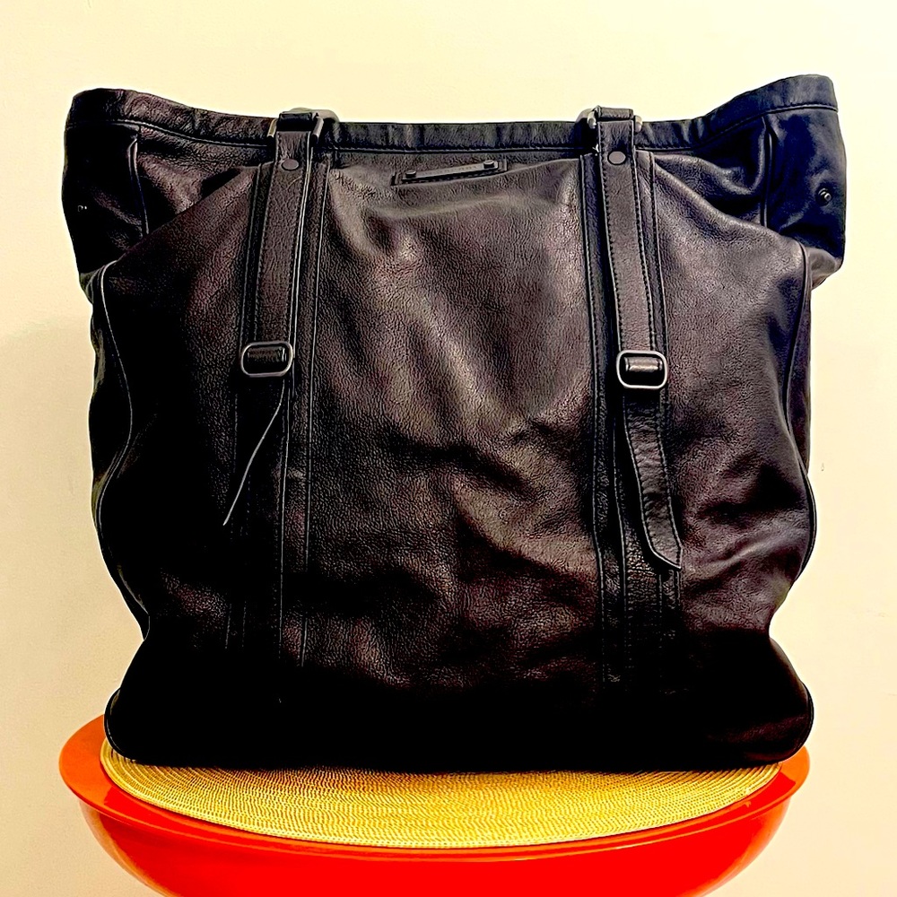 RARE. Authentic BURBERRY Prorsum unstructured leather tote bag.